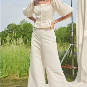 Sachin & Babi Elegant Cream Women's Top Size 2